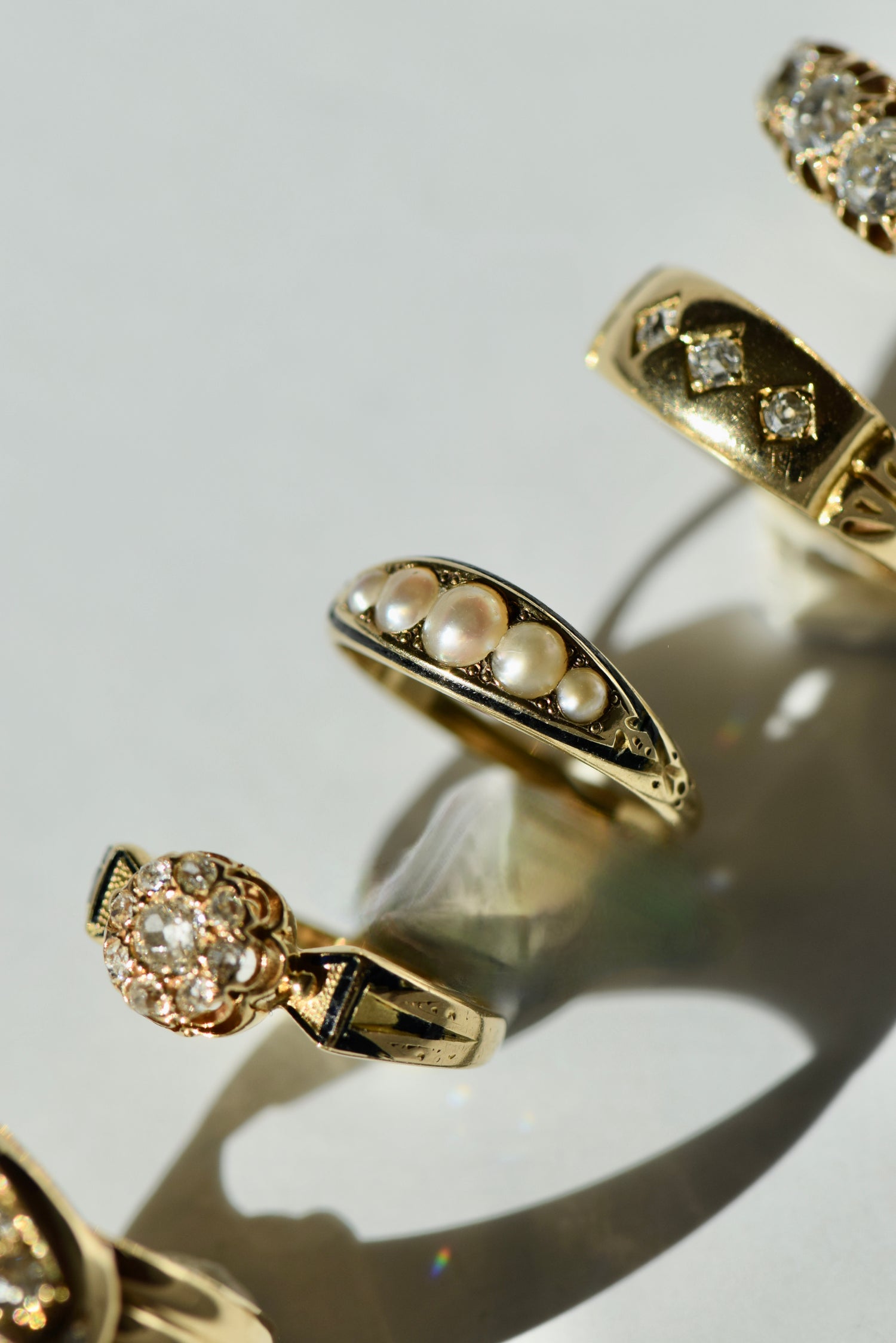 Victorian Graduated Pearl Band