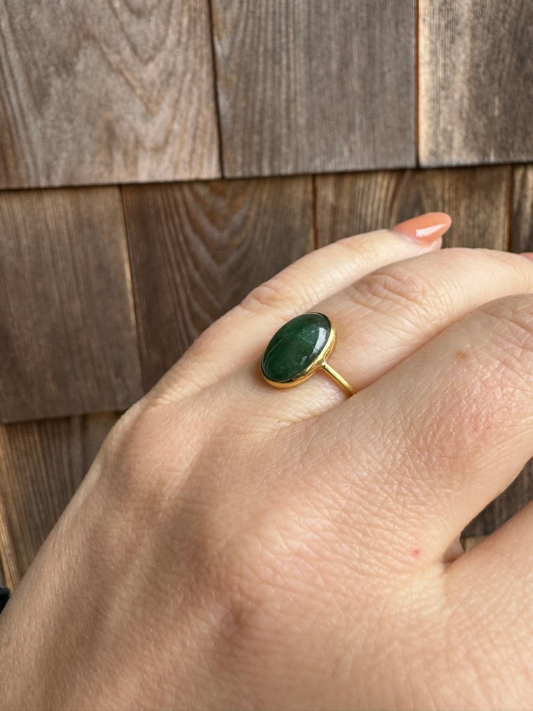 Emerald Cabochon Signet – The Forest Heart Ring size 6.5