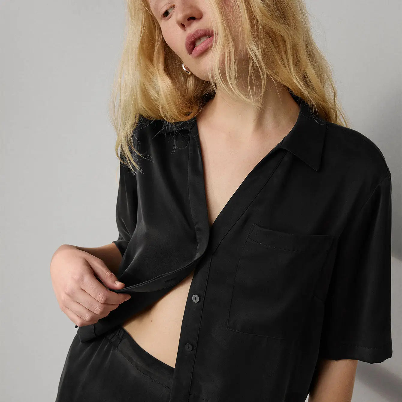 Lunya Washable Silk High Rise Pant Set in Black